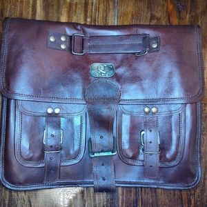 Brand new CUERO handmade leather messenger bag